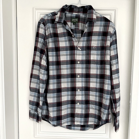 Men’s button down - Picture 3 of 7